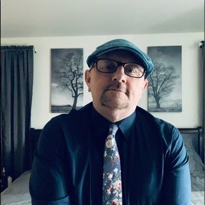 Meet your Posher, Troy